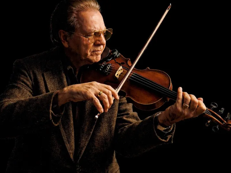 Photo of Bobby Hicks